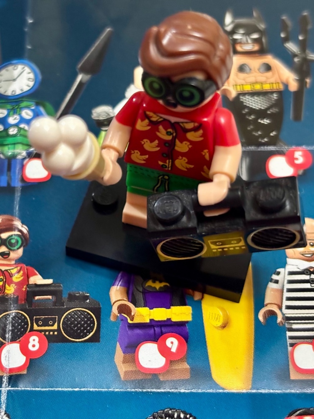 LEGO Batman Movie, Series 2 "Vacation Robin"coltlbm32 with stand, accessories, p